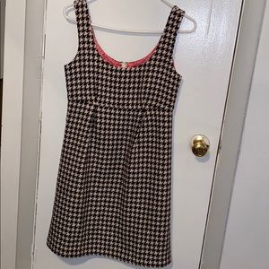 Vineyard Vine- cream and brown houndstooth dress